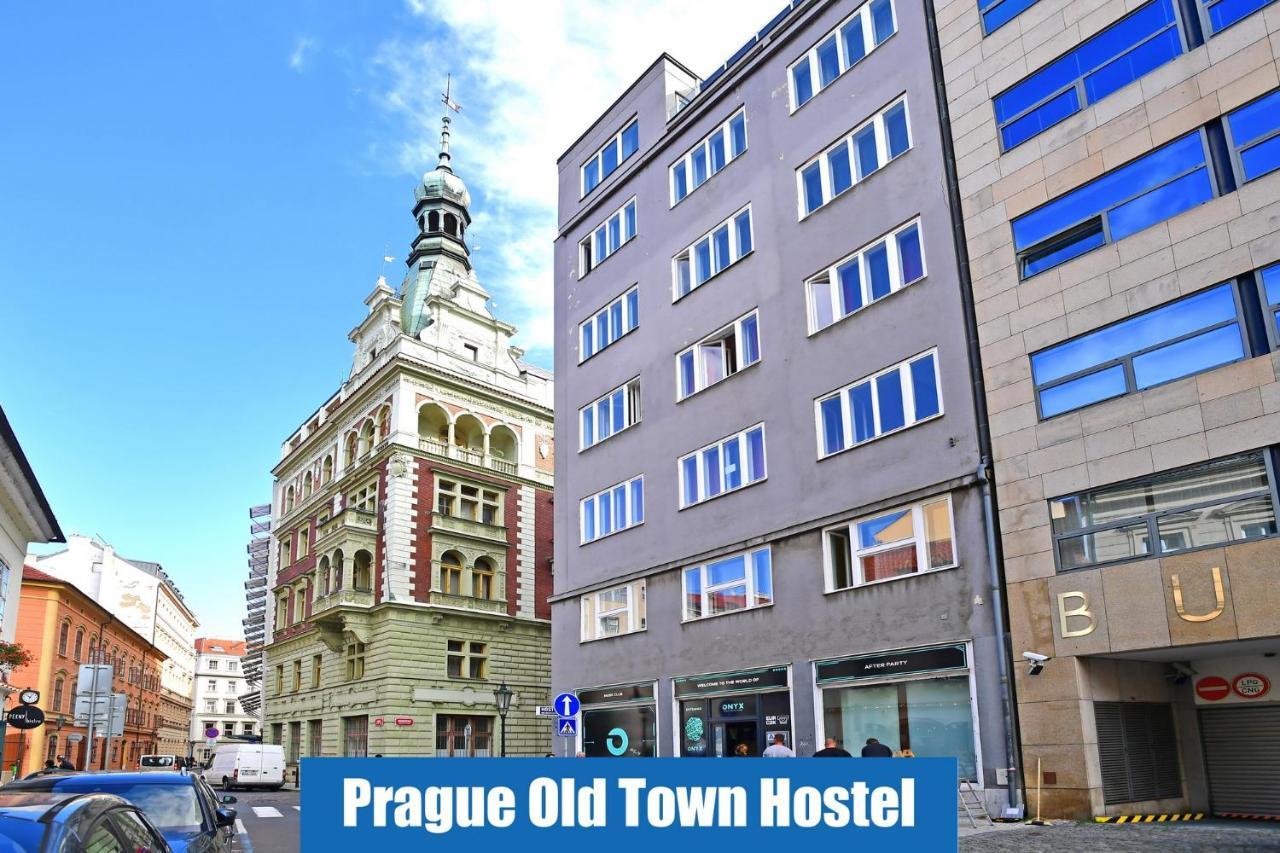 Benedikt City Center Hostel Prag Exteriör bild